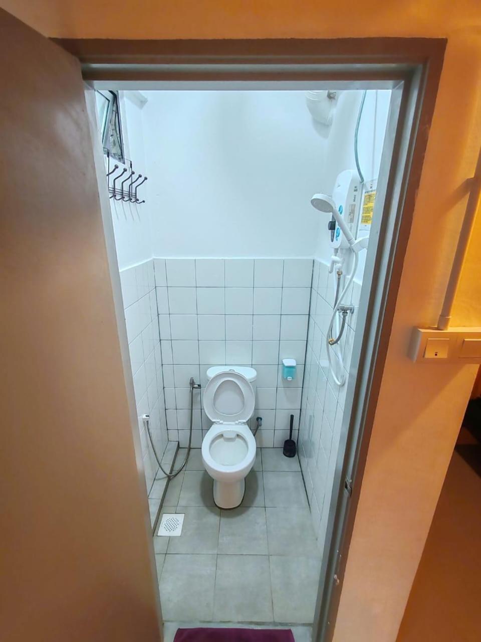 The Cocoon Capsule Hotel Cameron Highlands Extérieur photo